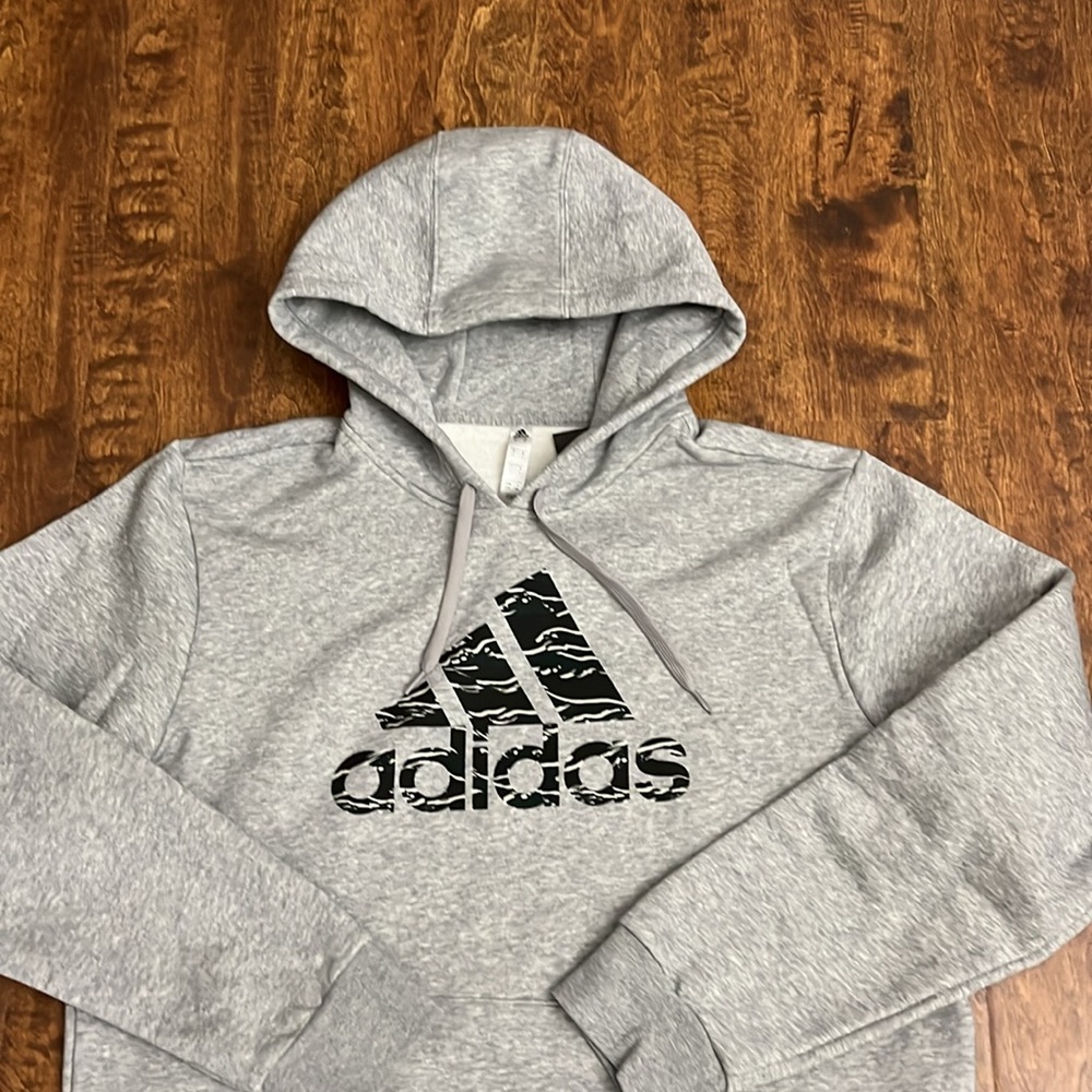 Adidas Multi Sport Hoodie Size L - Picture 3 of 17